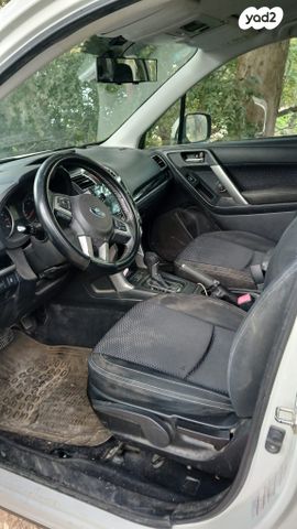 סובארו פורסטר