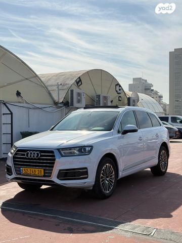 מודעת רכב אאודי Q7 1