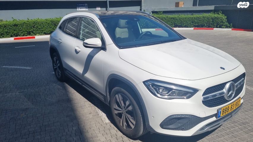 מודעת רכב מרצדס-בנץ GLA