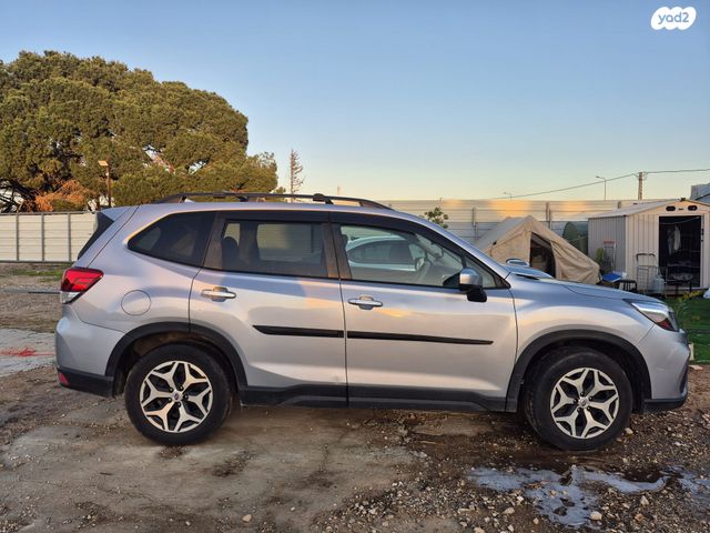 סובארו פורסטר