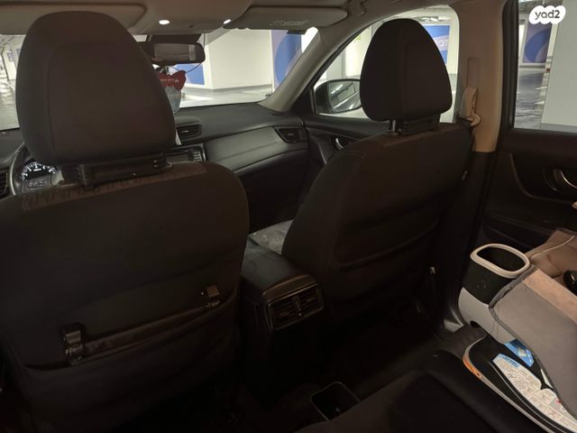 ניסאן אקס טרייל