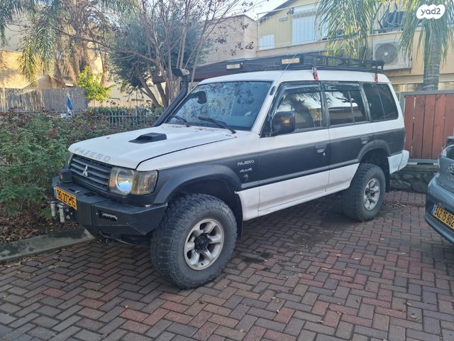 מיצובישי פג'רו