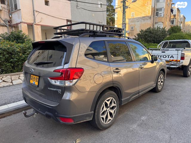 סובארו פורסטר