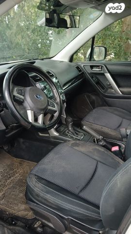 סובארו פורסטר