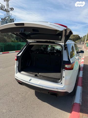 שברולט טראוורס