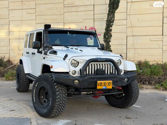 מודעת רכב ג'יפ רנגלר