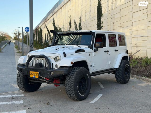 מודעת רכב ג'יפ רנגלר