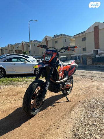 KTM SuperMoto SMC 690
