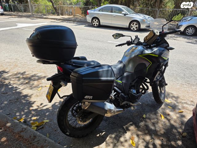 קאוואסאקי Versys-X 300