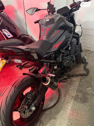 קאוואסאקי Z900