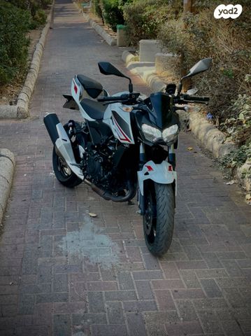 מודעת רכב קאוואסאקי Z400