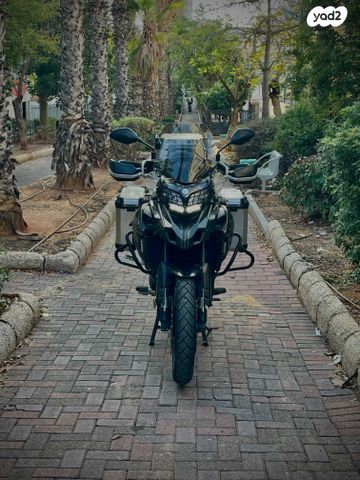 מודעת רכב בנלי TRK502X