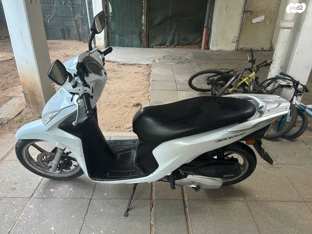 הונדה ויז'ן 110