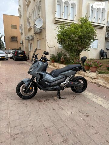 הונדה X-ADV750