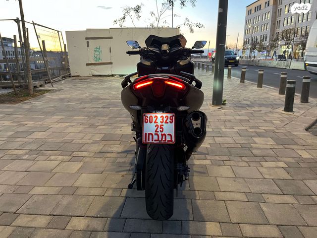 ימאהה Tmax 560 Tech