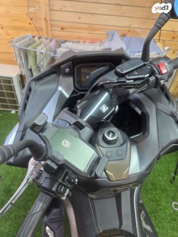 הונדה פורזה 750