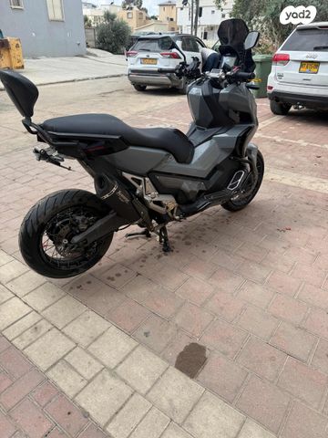 הונדה X-ADV750