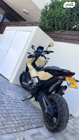 הונדה X-ADV750