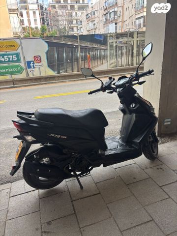 מודעת רכב סאן יאנג Jet 4 RX