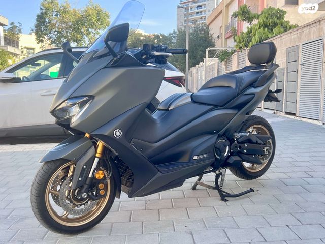 ימאהה Tmax 560 Tech