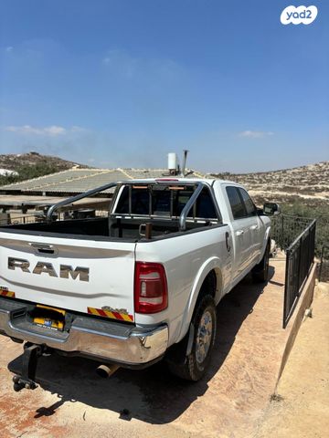 מודעת רכב דודג'