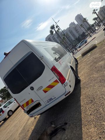 מיניבוסים ורכבי הסעות