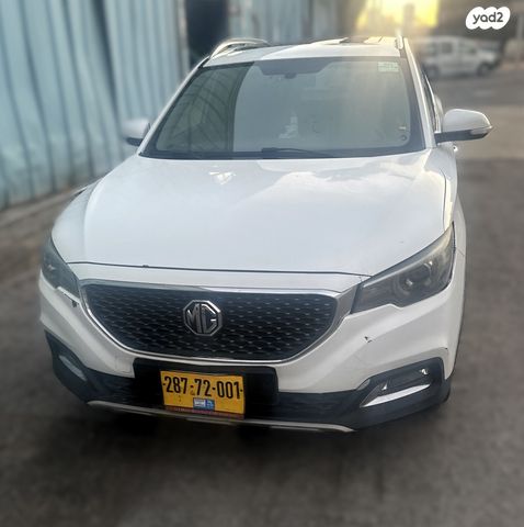 מודעת רכב אם ג'י ZS