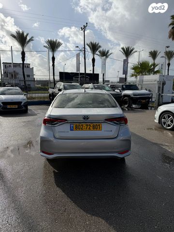 טויוטה קורולה