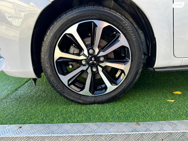 מיצובישי ספייס סטאר