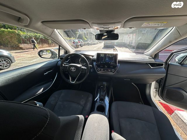 טויוטה קורולה