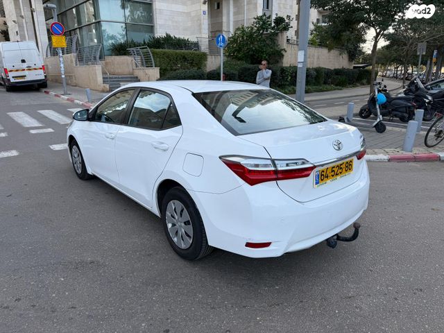 טויוטה קורולה