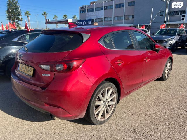 מאזדה 3