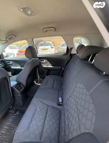 קיה נירו פלוס