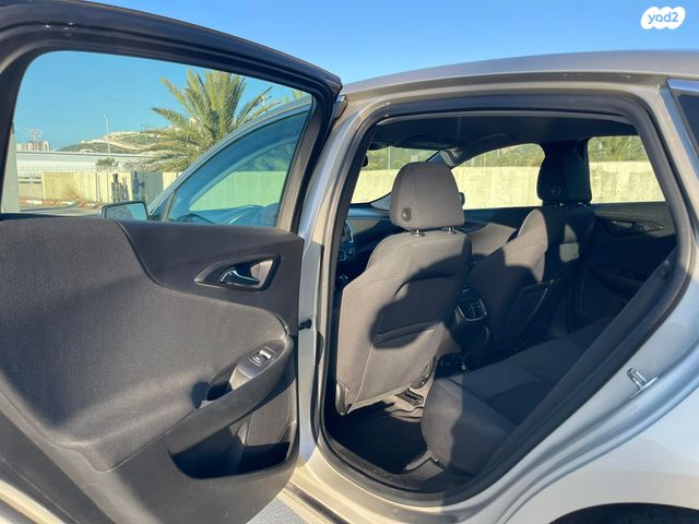 שברולט מאליבו