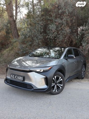 מודעת רכב טויוטה bZ4X