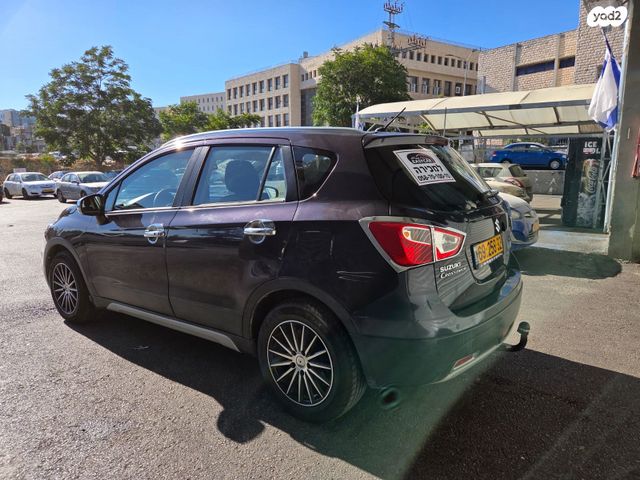 סוזוקי קרוסאובר