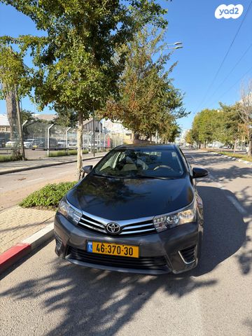 טויוטה קורולה