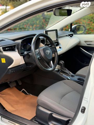 טויוטה קורולה