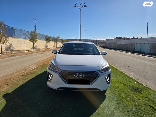 יונדאי איוניק