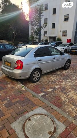 יונדאי אקסנט i25