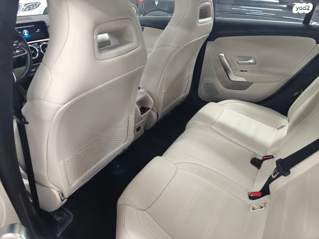 מרצדס-בנץ CLA