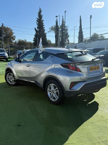 טויוטה C-HR