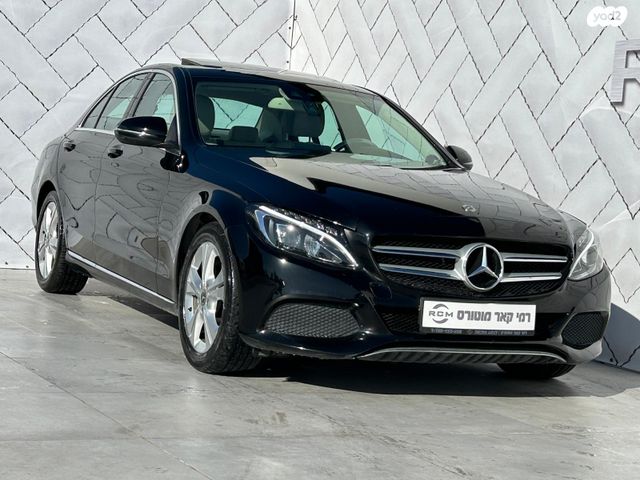 מודעת רכב מרצדס-בנץ C-class