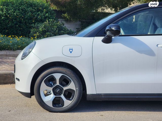 ג׳יי.איי.סי 30