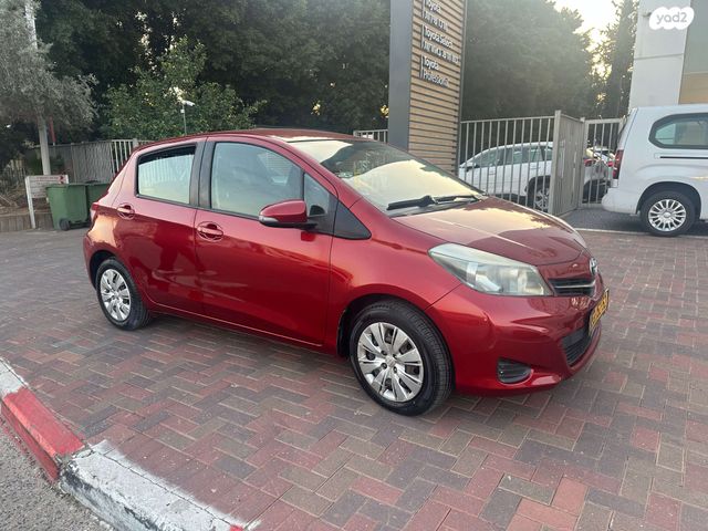 מודעת רכב טויוטה יאריס