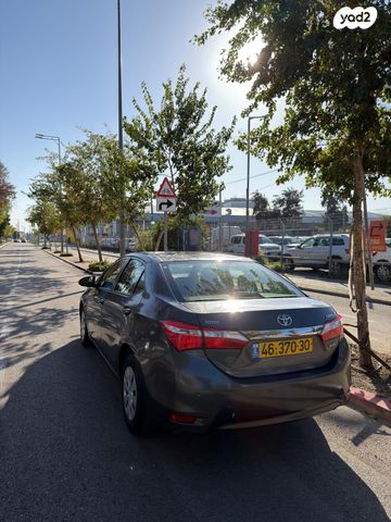 מודעת רכב טויוטה קורולה