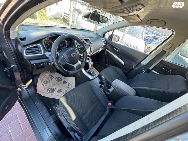 סוזוקי קרוסאובר