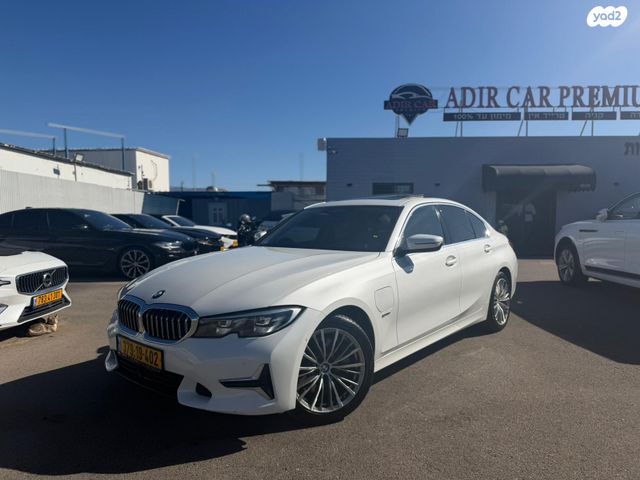 מודעת רכב ב מ וו סדרה 3