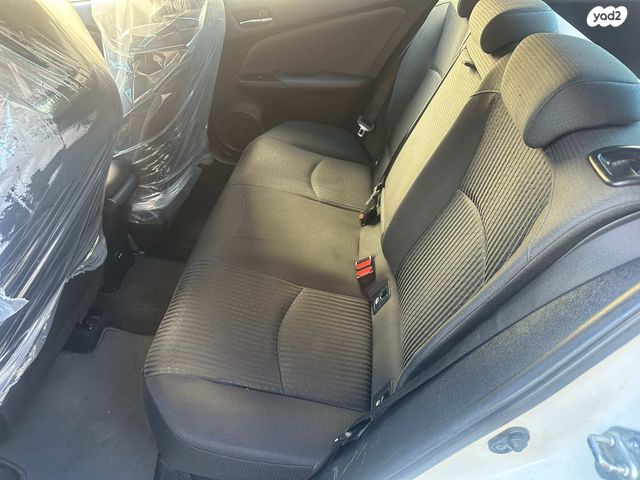 טויוטה פריוס