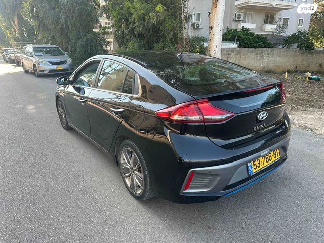 יונדאי איוניק